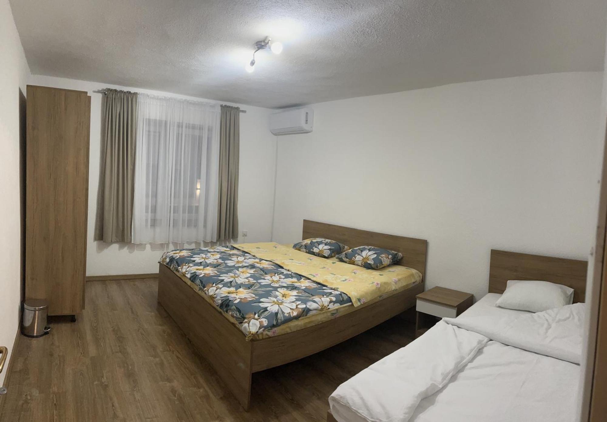 Gusinje Lejla'S Guesthouse מראה חיצוני תמונה